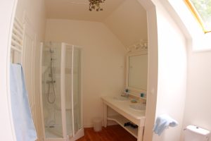 En-suite bathroom of the Moat bedroom, Château de Flottemanville