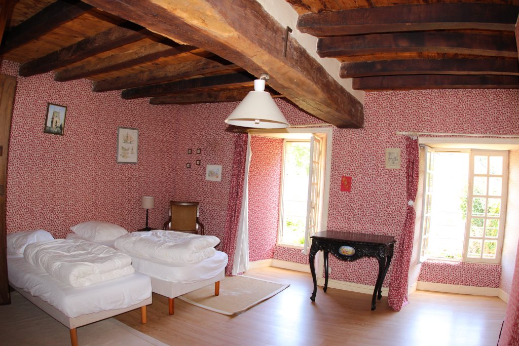 First bedroom of La Ferme cottage at Château de Flottemanville