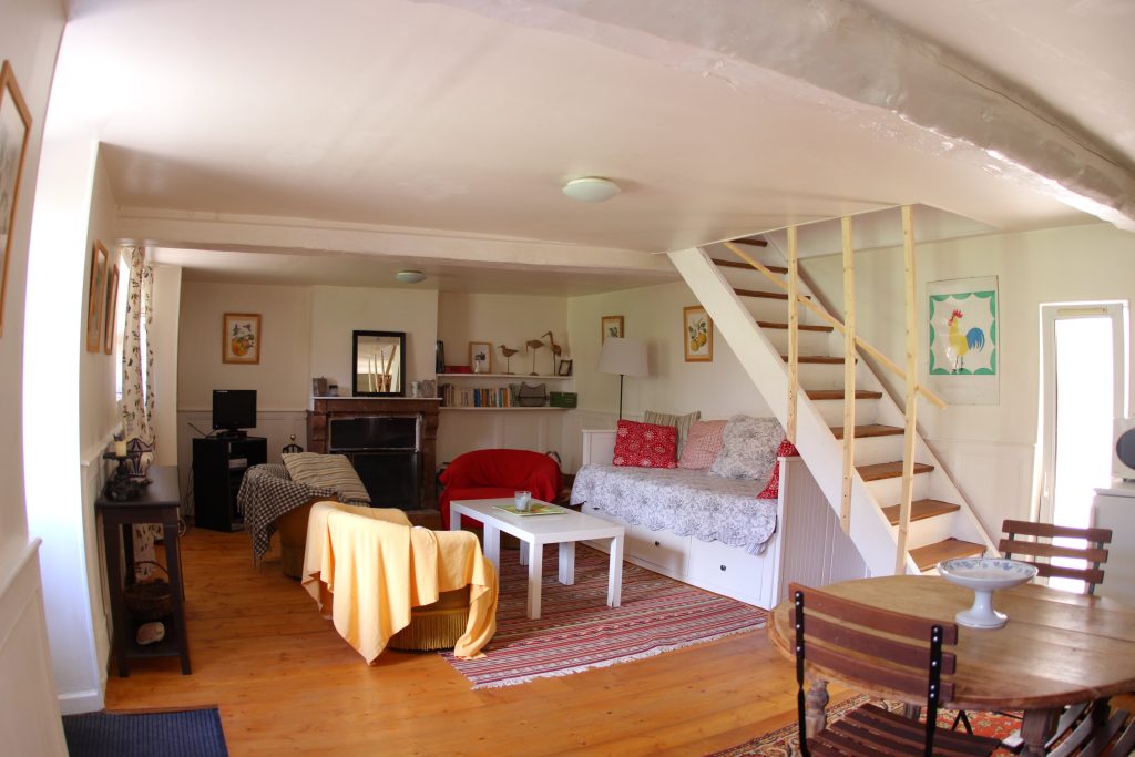 Second sitting area of La Serre cottage at Château de Flottemanville