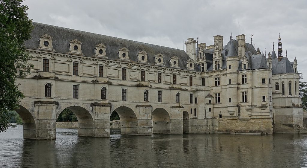 Château de Chenonceau spanning the river Cher, Loire Valley
